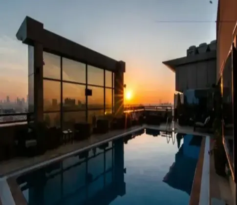 swimming pool contractors